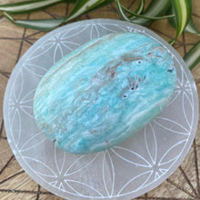 Load image into Gallery viewer, Blue Aragonite Crystal Palm Stone Palmstone
