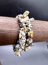 Load image into Gallery viewer, Dalmatian Jasper Crystal Chip Bracelet
