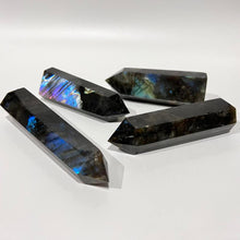 Load image into Gallery viewer, Labradorite Tower Point Generator Labradorite Crystal with Flash
