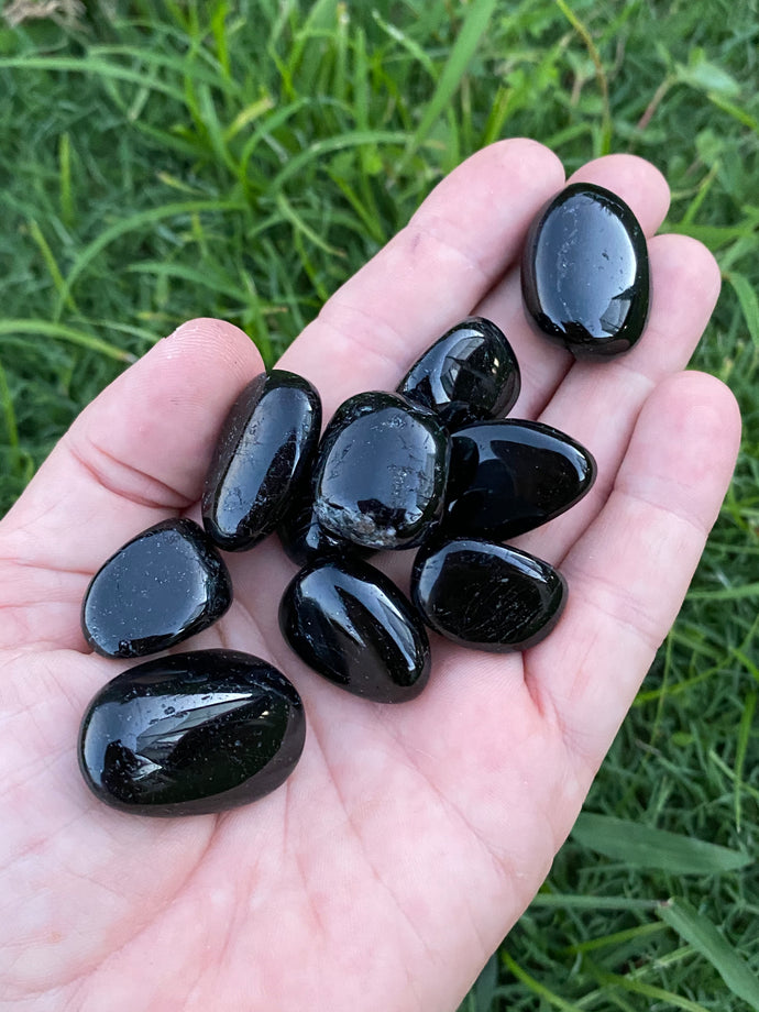 Black Tourmaline Tumbled / Tumble Stone