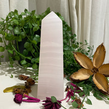 Load image into Gallery viewer, Mangano Calcite  Crystal Tower Obelisk Point
