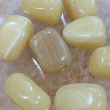 Load image into Gallery viewer, Yellow Calcite Tumbled / Tumble Stone / Tumbles
