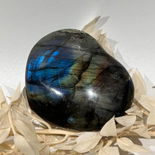 Load image into Gallery viewer, Labradorite Crystal Heart with Great Flash Labradorite Crystal Heart
