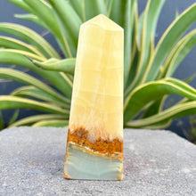 Load image into Gallery viewer, Lemon Calcite Crystal Tower Point Generator Obelisk
