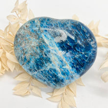 Load image into Gallery viewer, Apatite Crystal Heart  Blue Crystal
