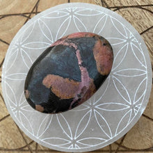 Load image into Gallery viewer, Rhodonite Crystal Palm Stone Palmstone
