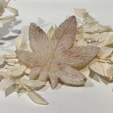 Load image into Gallery viewer, Leaf Crystal Carving Leaf Shape Crystal
