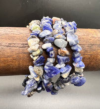 Load image into Gallery viewer, Sodalite  Crystal Chip Bracelet
