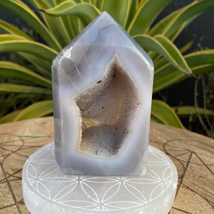 Druzy Agate Crystal Tower Point Generator