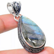 Load image into Gallery viewer, Vintage Labradorite Gemstone 925 Sterling Silver Jewellery Pendant Gift for Her
