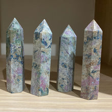 Load image into Gallery viewer, Ruby and Kyanite Crystal Tower point Generator
