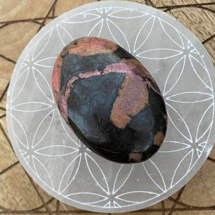 Rhodonite Crystal Palm Stone Palmstone